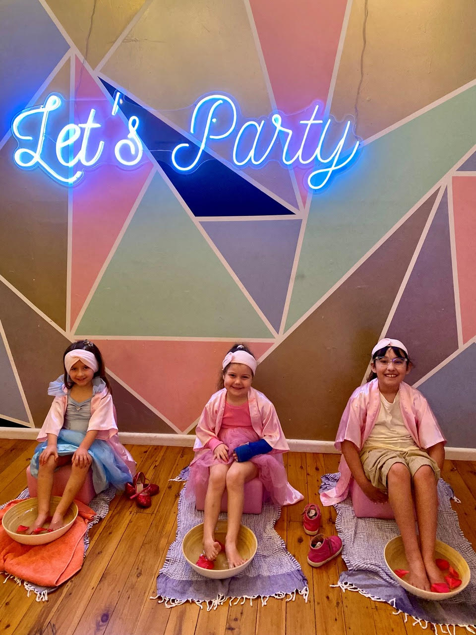 The Village Kids – Perfect Parties!