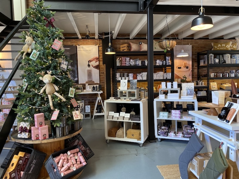 Premium Hampers and Gifting from Pago & Co!